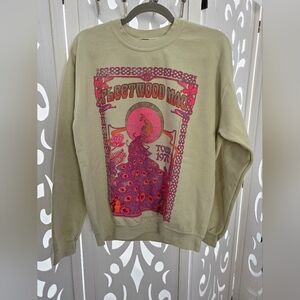 Fleetwood Mac Tour 1970 Graphic Sweatshirt Distressed Wash Crewneck Size M